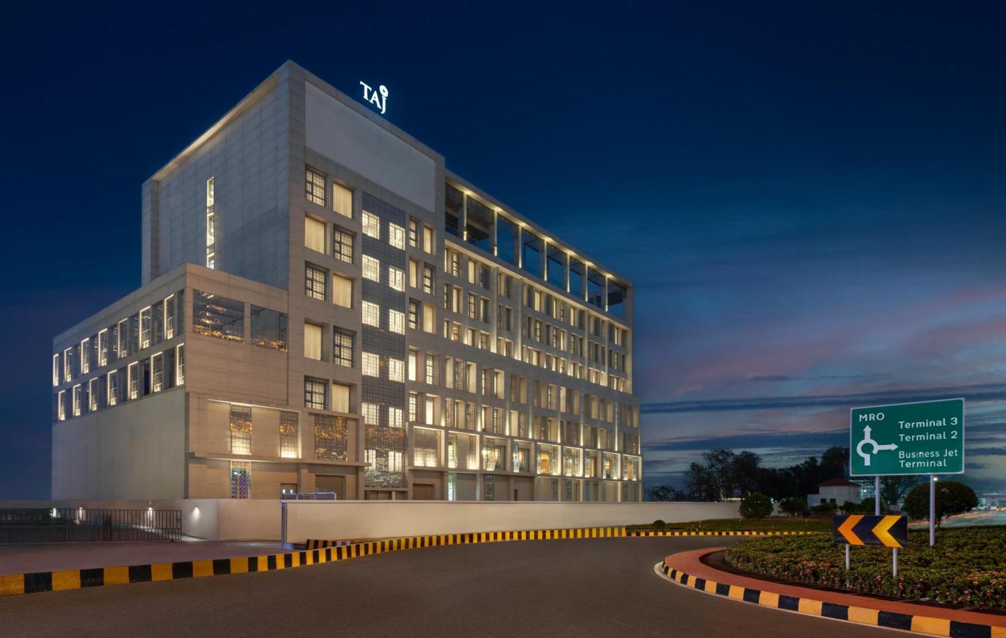 Taj Cochin International Airport, Kerala Hotel Kochi ภายนอก รูปภาพ