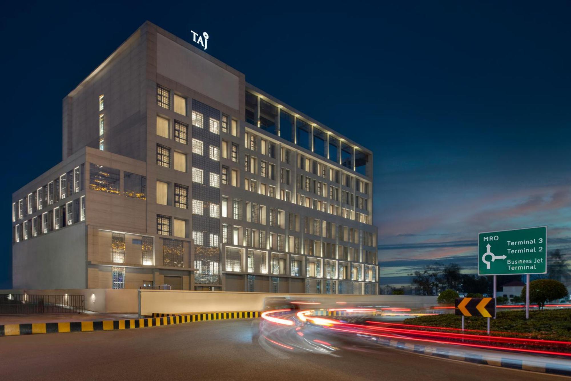 Taj Cochin International Airport, Kerala Hotel Kochi ภายนอก รูปภาพ