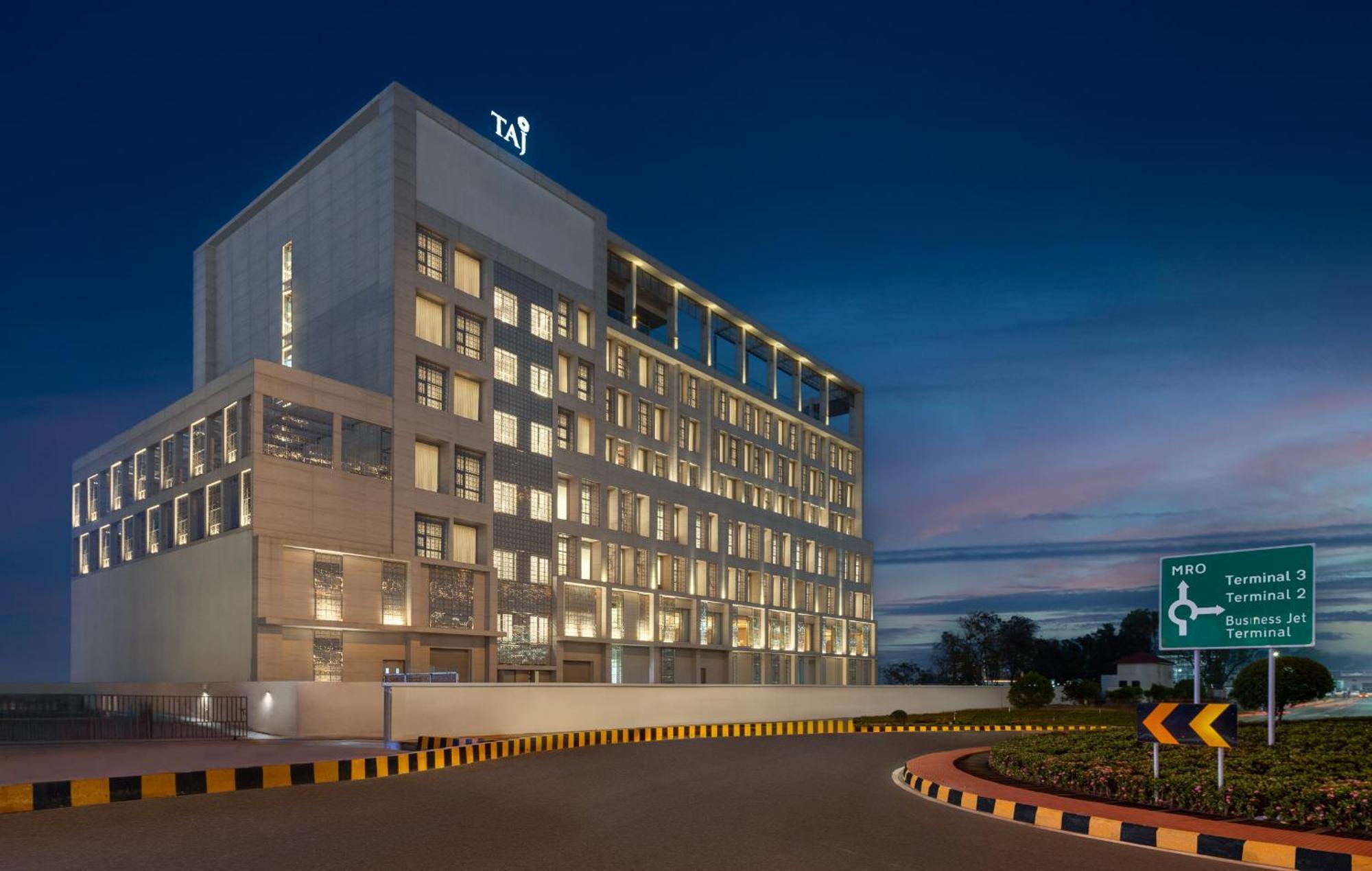 Taj Cochin International Airport, Kerala Hotel Kochi ภายนอก รูปภาพ