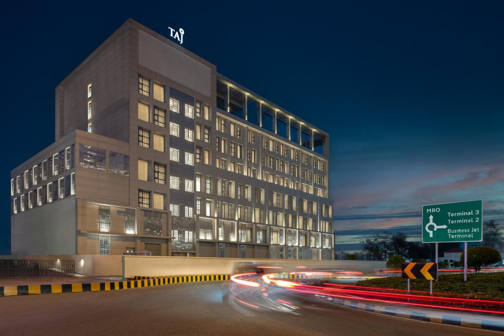 Taj Cochin International Airport, Kerala Hotel Kochi ภายนอก รูปภาพ